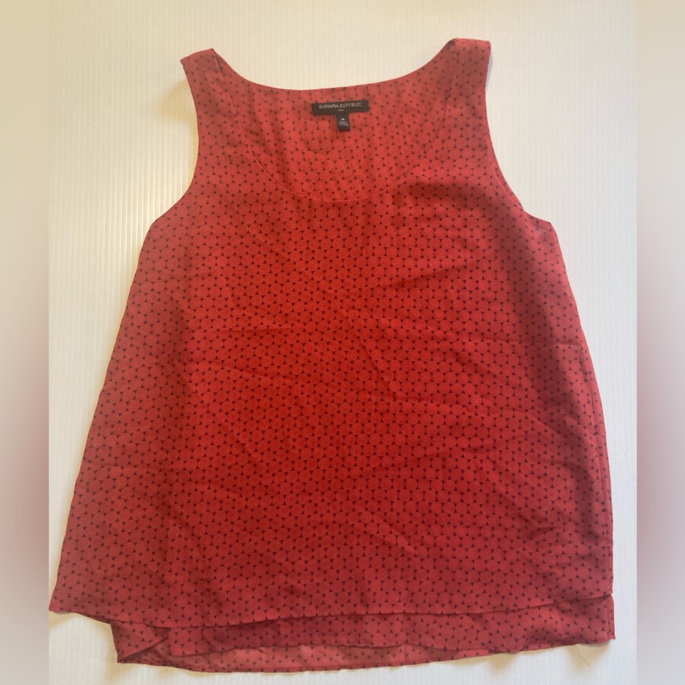 Banana Republic Factory red sleeveless blouse